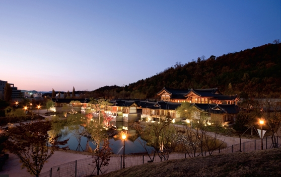 라궁_00001.jpg