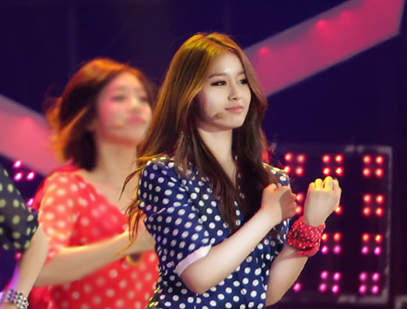 b.jpg
