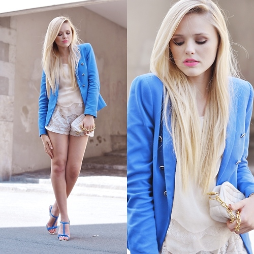 1284212_BLUEE.jpg