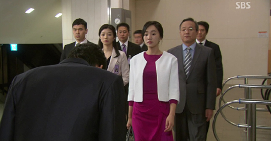 야왕 수애 (2).jpg