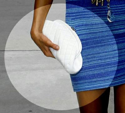 paris-hiltons-white-clutch2.jpg