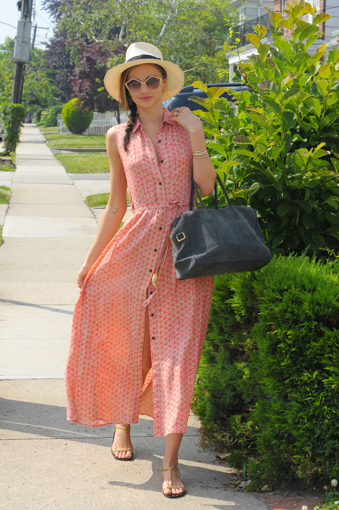 Miranda+Kerr+looks+pretty+pink+steps+out+long+OXJhGGhd2JWx.jpg