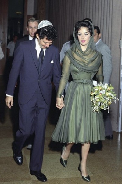eddie-fisher-gown.jpg
