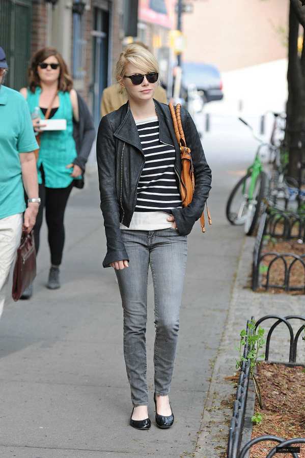 Emma Stone chic street style outfit inspiration candid fashion new york may 3 2011 2.jpg