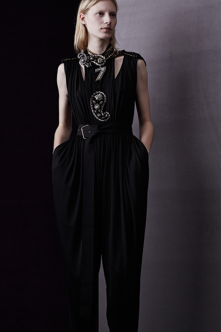 Lanvin_021_1366_450x675.jpg
