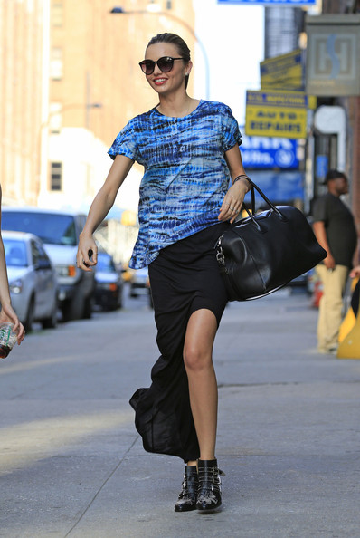 Angel+Miranda+Kerr+Meets+Friend+NYC+CL7ybH4bVfCl.jpg