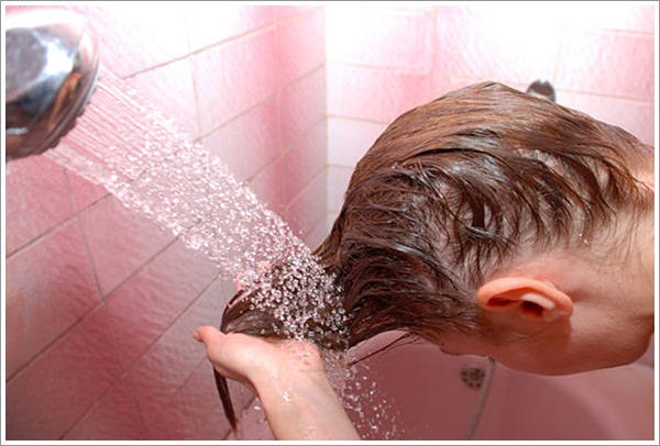 6-Wash-hair-with-cold-water.jpg