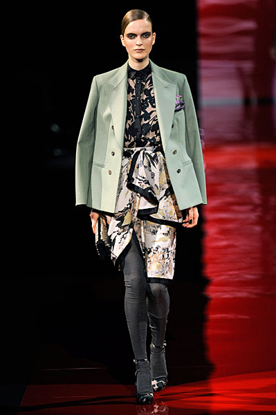 jkt on shoulders ETRO_AW10_0974.jpg