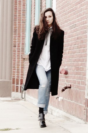 black-oversized-coat.jpg