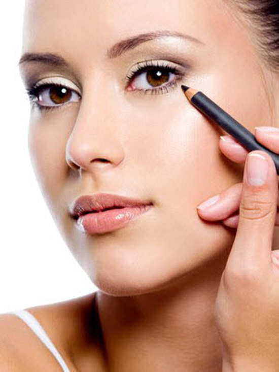 b_-_eyeliner_300x400_1.jpg