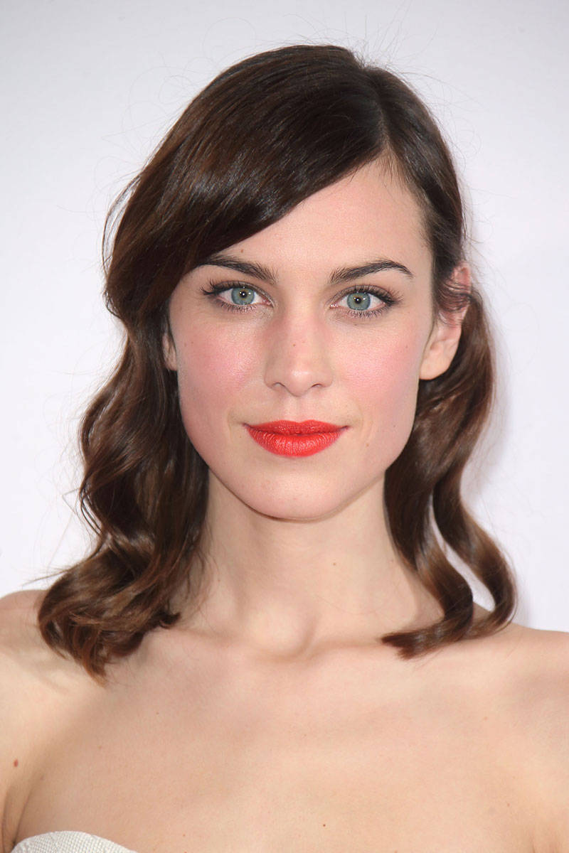 elle-13-mid-length-hair-alexa-chung-v-xln.jpg