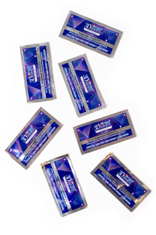 ▲Crest 3D White Supreme FlexFit Whitestrips