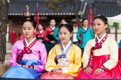 ▲ <해품달> 왼쪽부터 김소현, 진지희, 김유정.