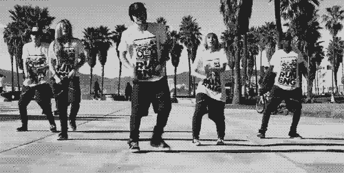 giphy.gif