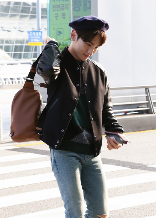명불허전 샤이니 키 공항패션, 이번엔 가을 남자로 변신!(5).jpg