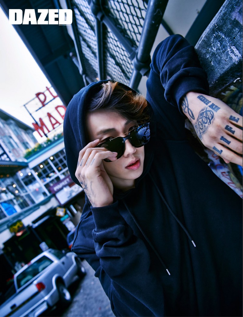 박재범, 선글라스 화보서 스트릿 감성 방출! 느낌적인 느낌 충분 (3).jpg