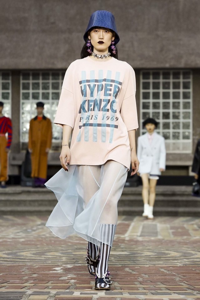이혜승_2018 SS 겐조.jpg