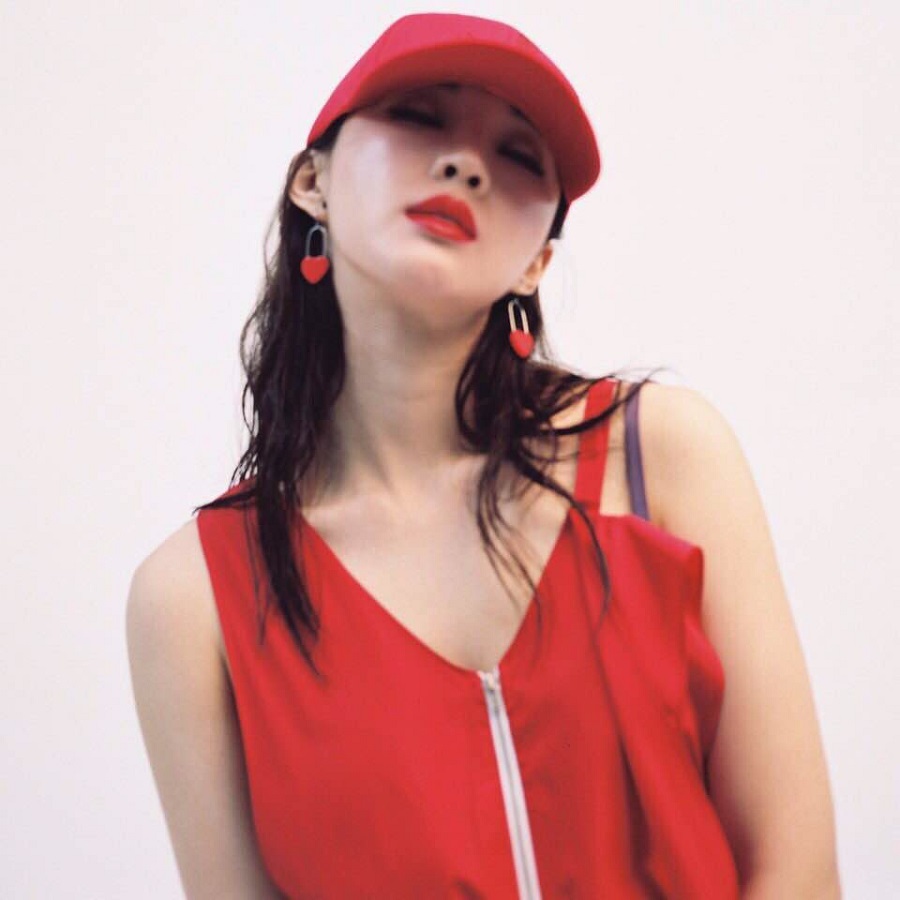 전지윤_프로필4.jpg