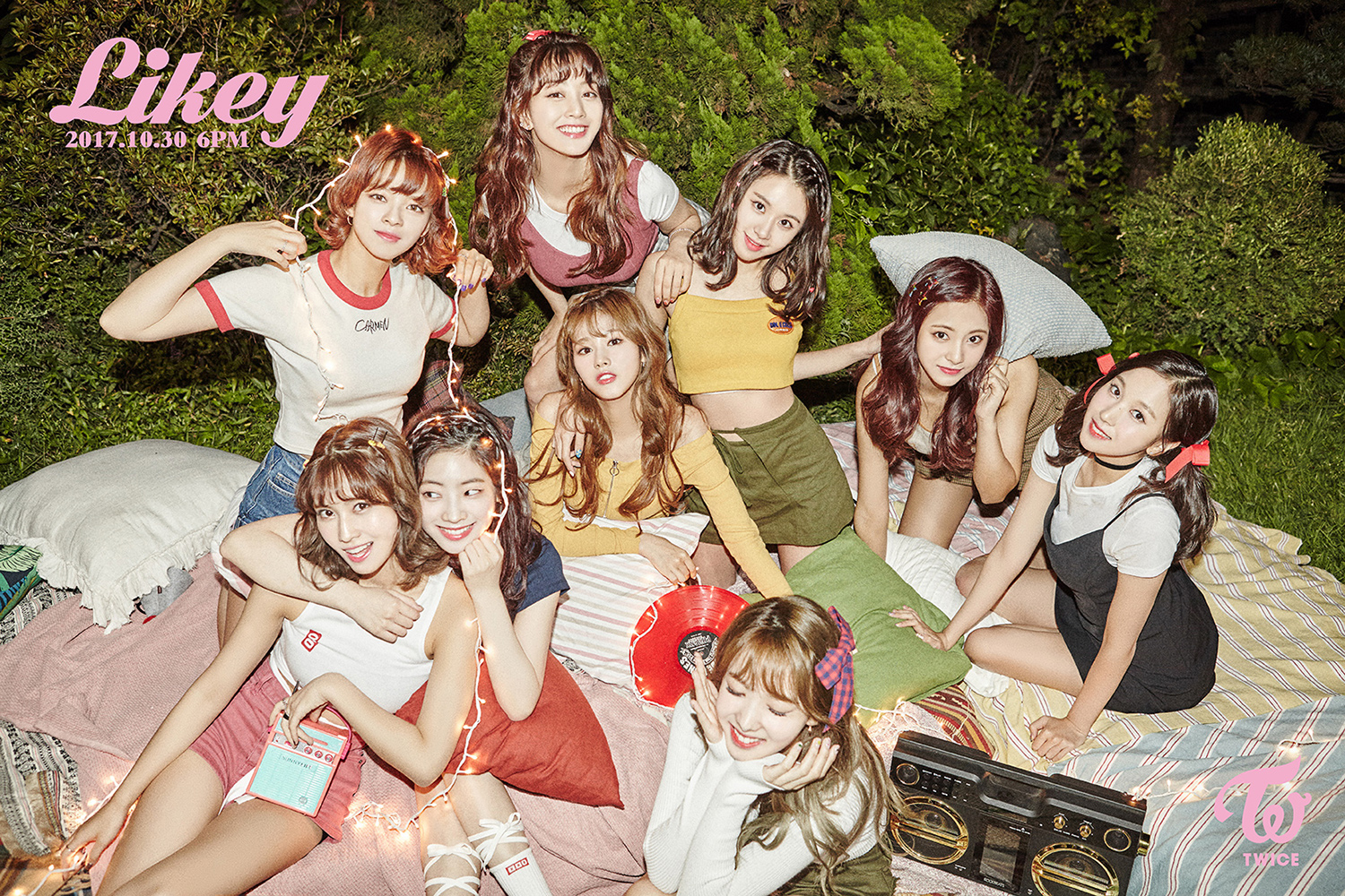 트와이스_라이키_단체티저 (1).jpg