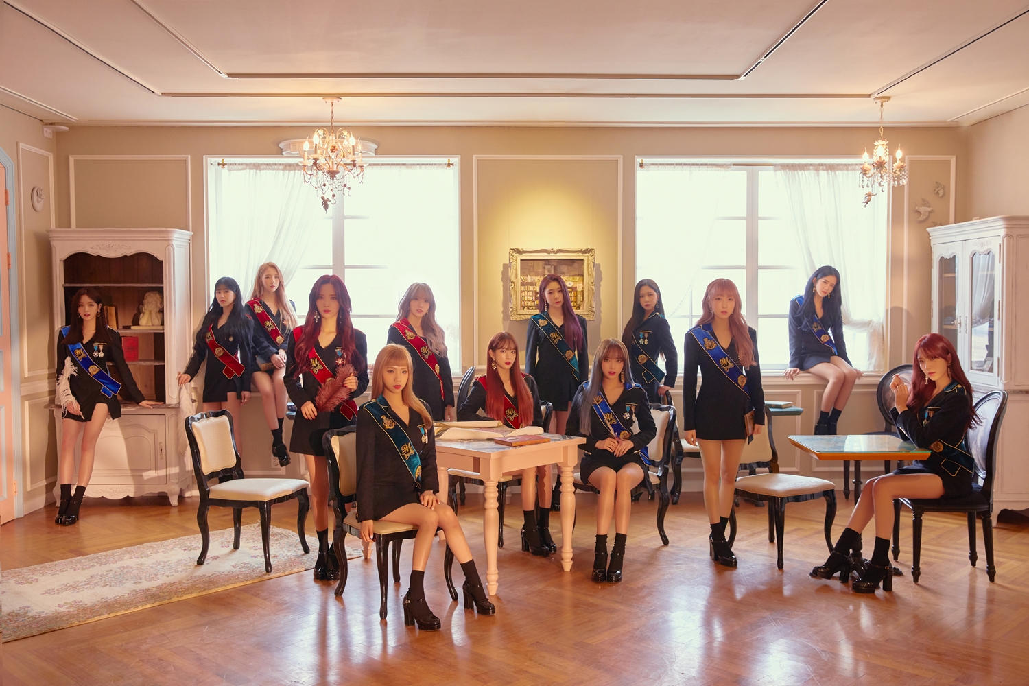 우주소녀_단체1.jpg