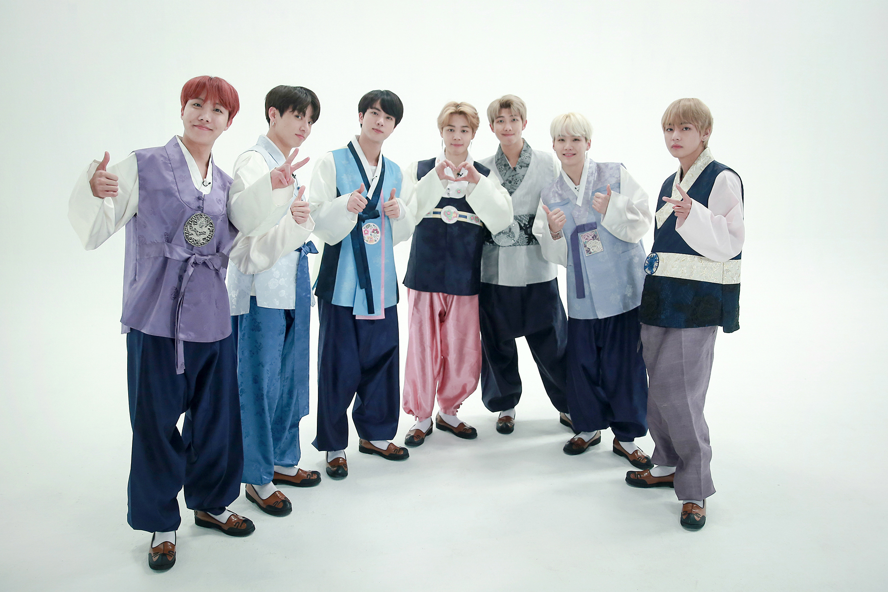 BTS_2018 한복.jpg