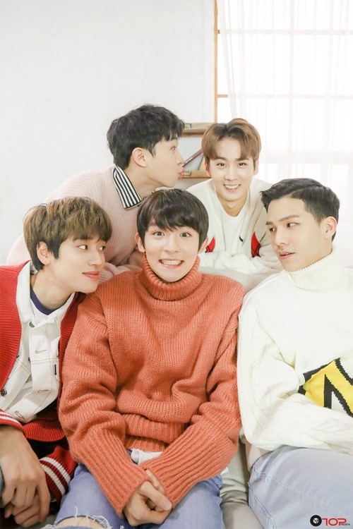 2018 틴탑.jpg