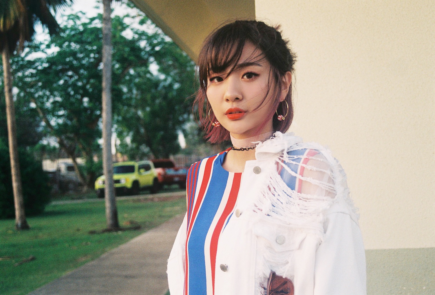 1-2 볼빨간사춘기 안지영 Red Diary Page.2.jpg
