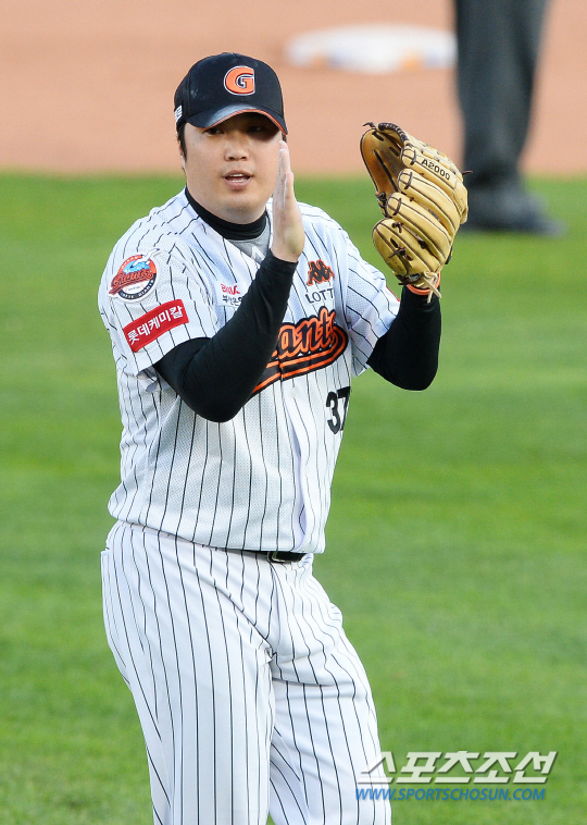 조정훈.jpg