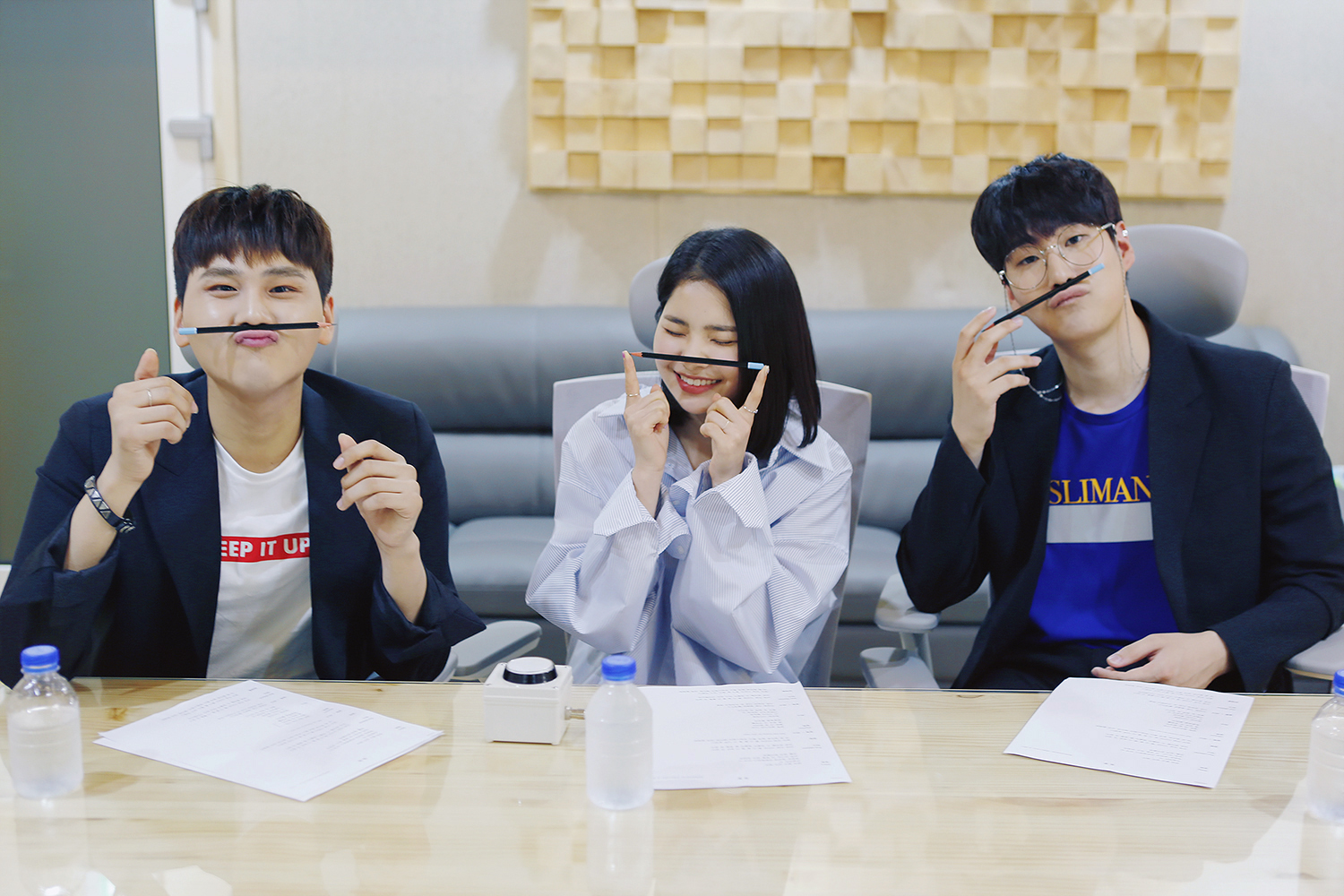 마틴스미스 위키미키.jpg