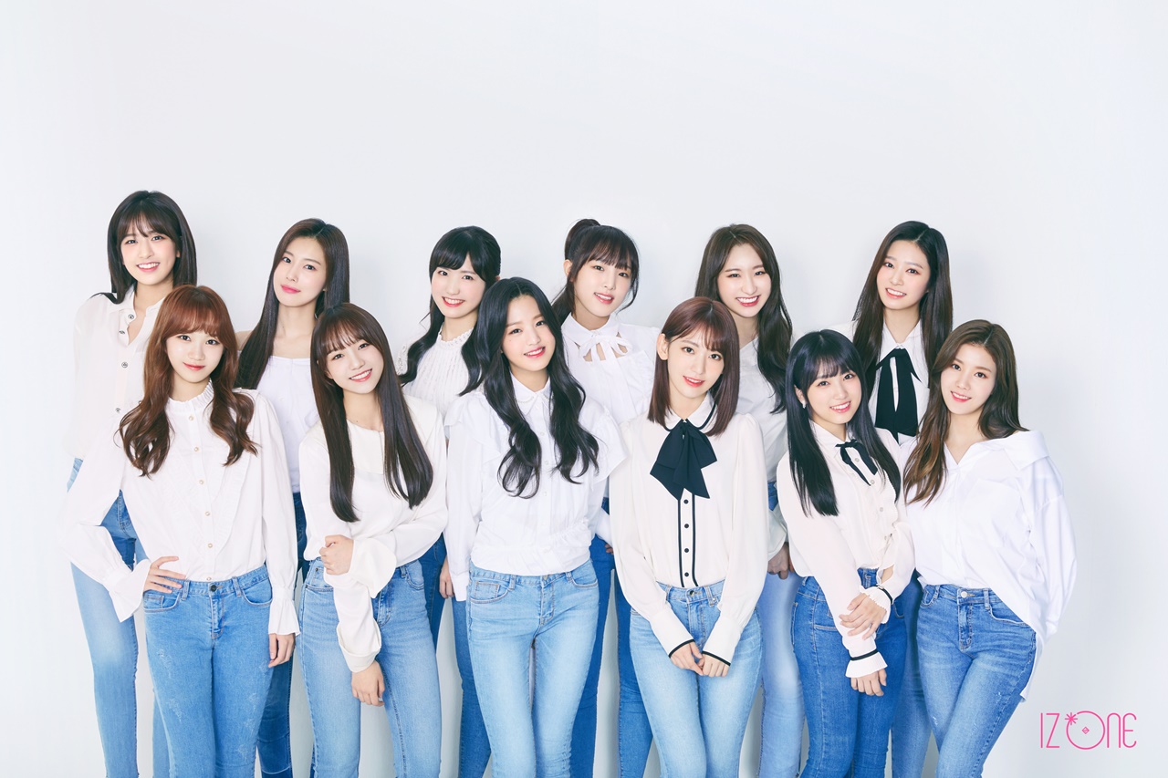 (1002) 아이즈원 단체 프로필.jpg