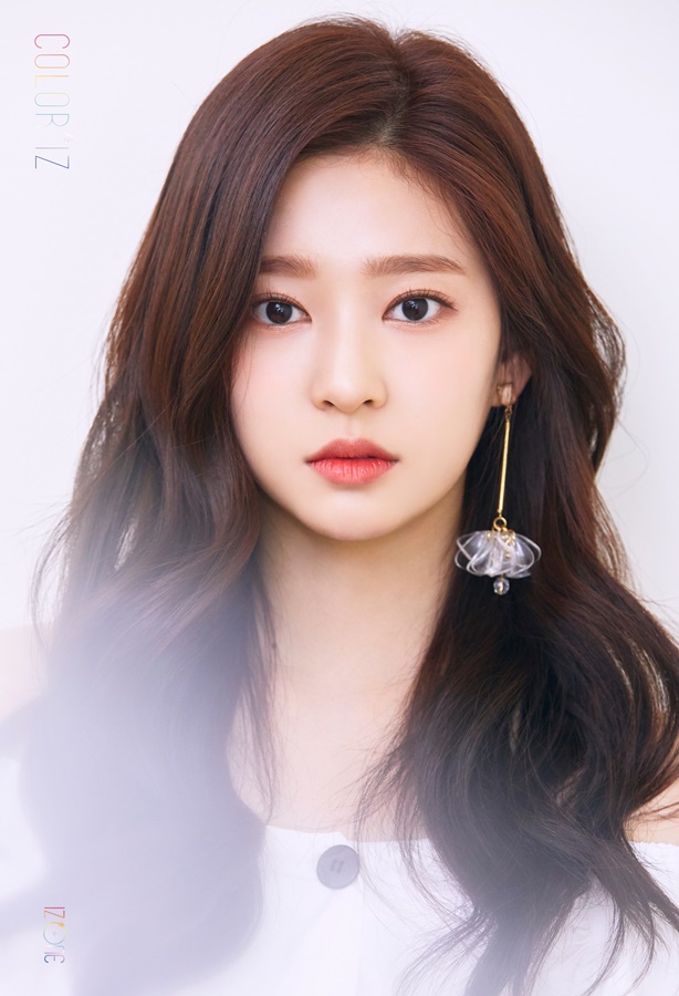 (1017) 아이즈원 오피셜 개인 포토 2탄 #김민주.jpg