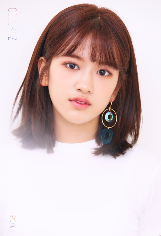 (1017) 아이즈원 오피셜 개인 포토 2탄 #안유진.jpg