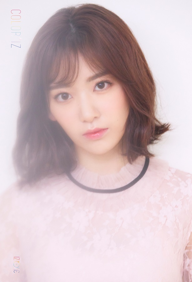 (1017) 아이즈원 오피셜 개인 포토 2탄 #미야와키 사쿠라.jpg