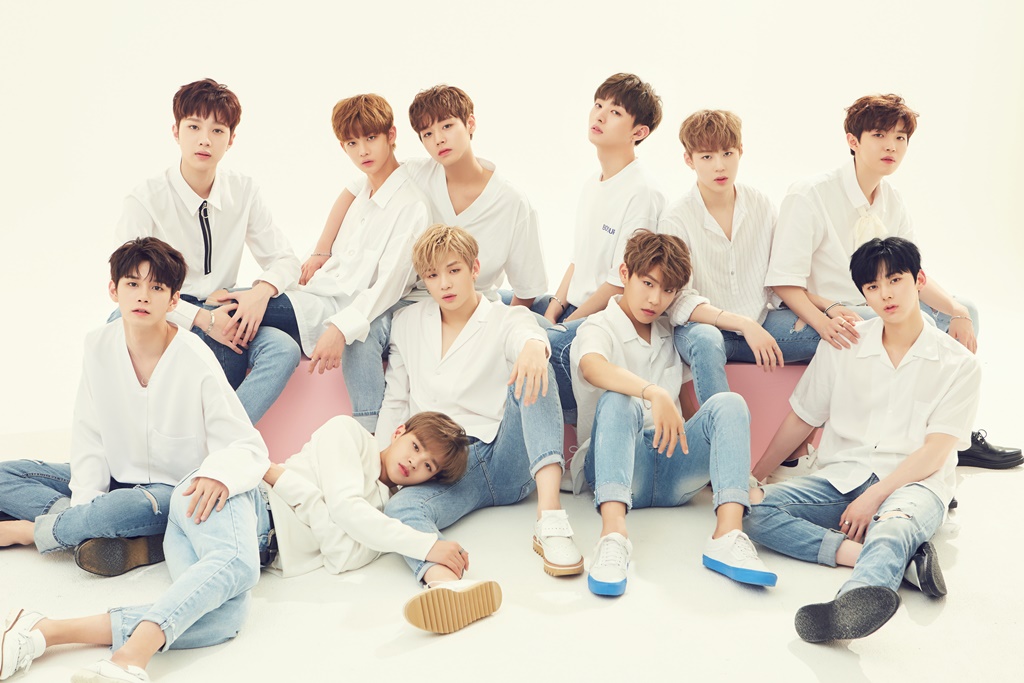 (1026) 워너원.jpg