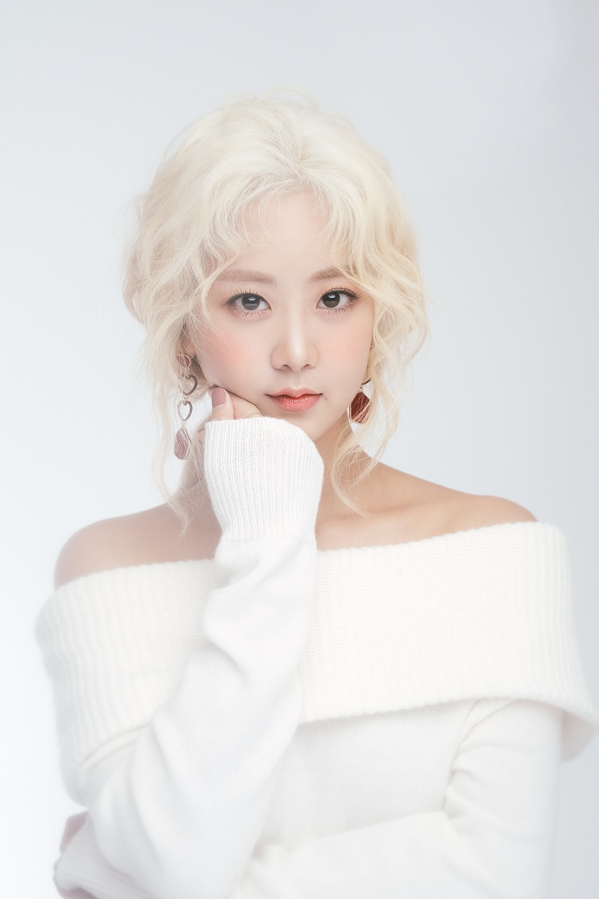 (1029) 강혜연 _왔다야_ 콘셉트 이미지.jpg