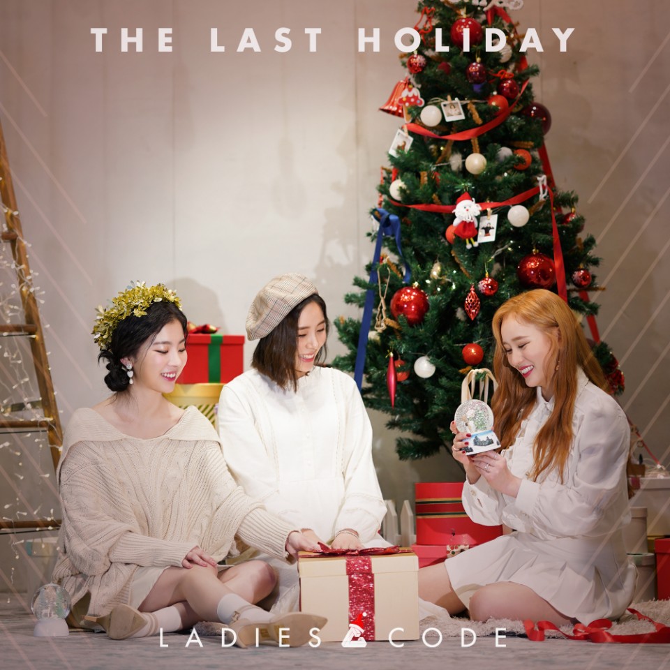 레이디스 코드 THE LAST HOLIDAY 티저 이미지 (1).jpg