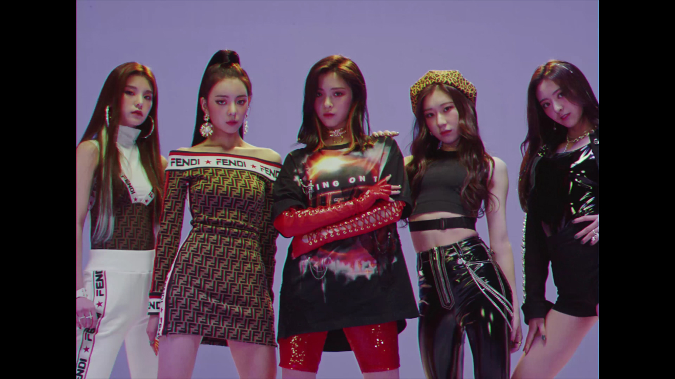ITZY(있지) (1).jpg