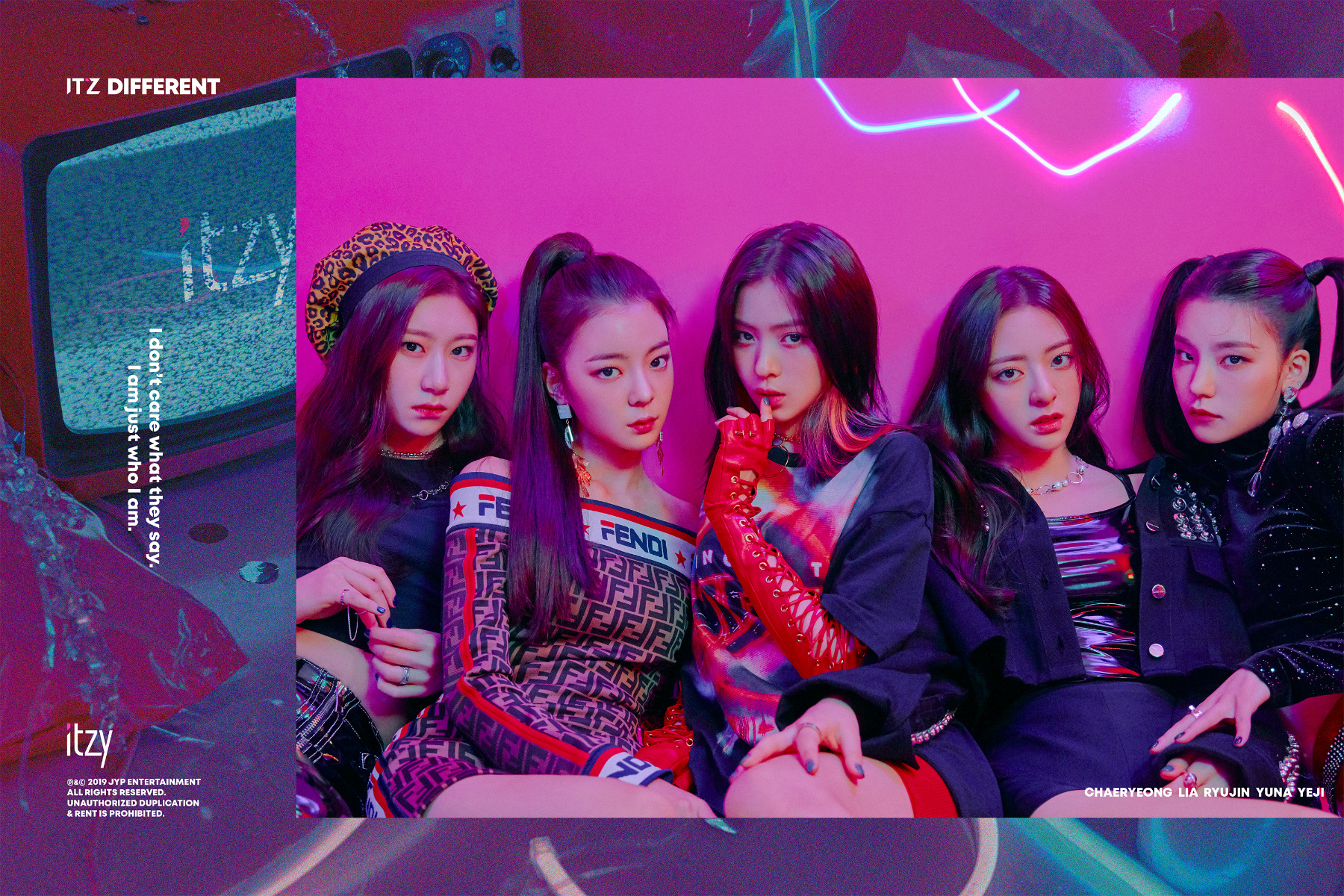 ITZY(있지)_단체 (2).jpg