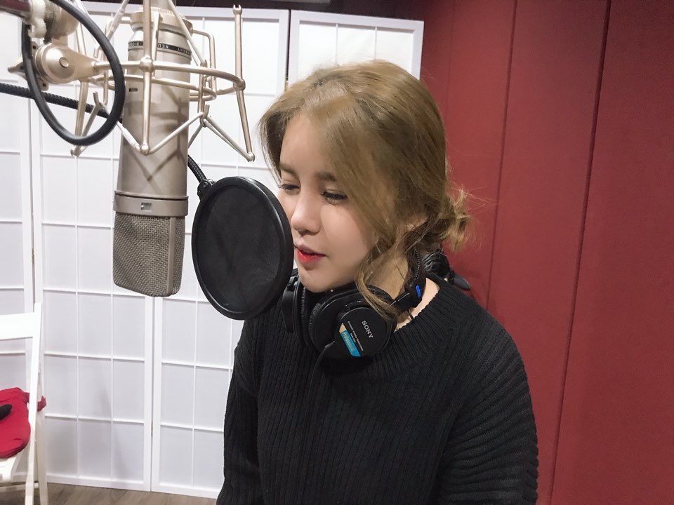다언_녹음실 인증샷01.jpg