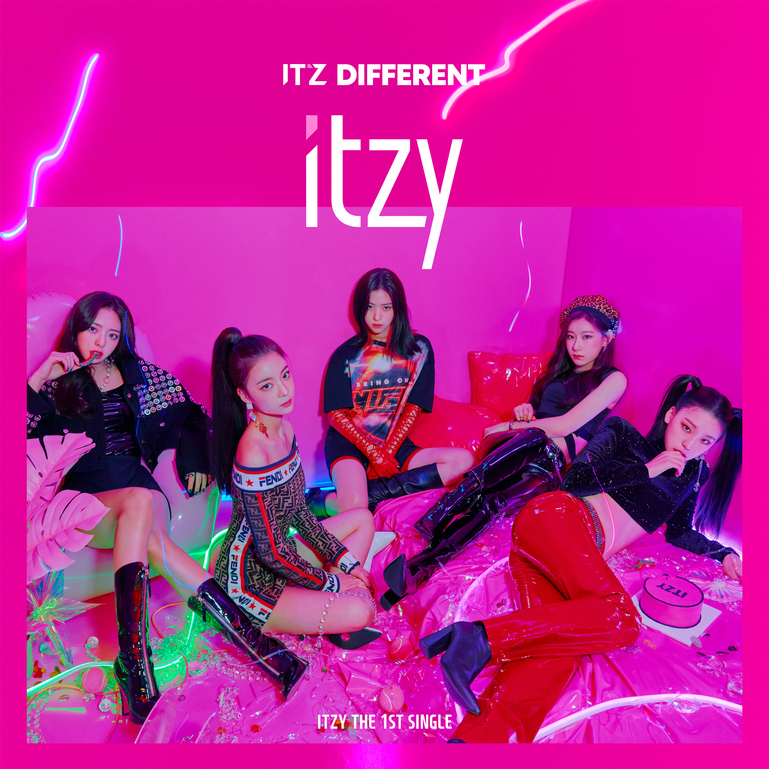 ITZY_데뷔 디싱_온라인 커버.jpg