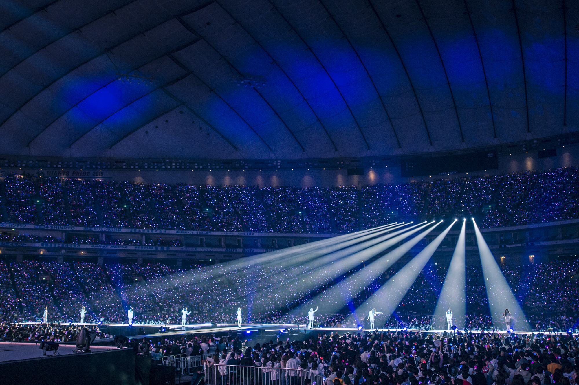 트와이스_도쿄돔_전경 (2).jpg