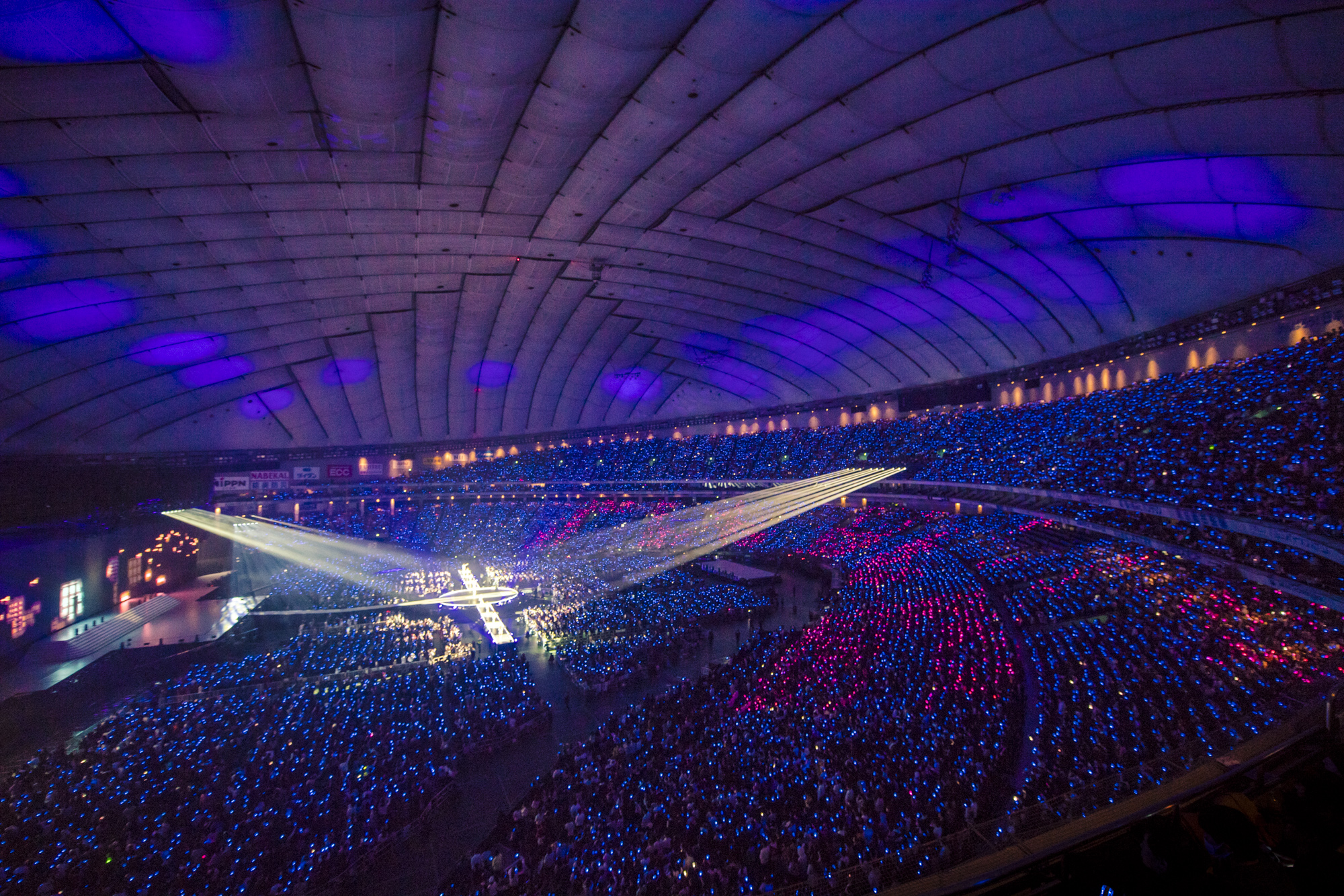 트와이스_도쿄돔_전경 (1).jpg