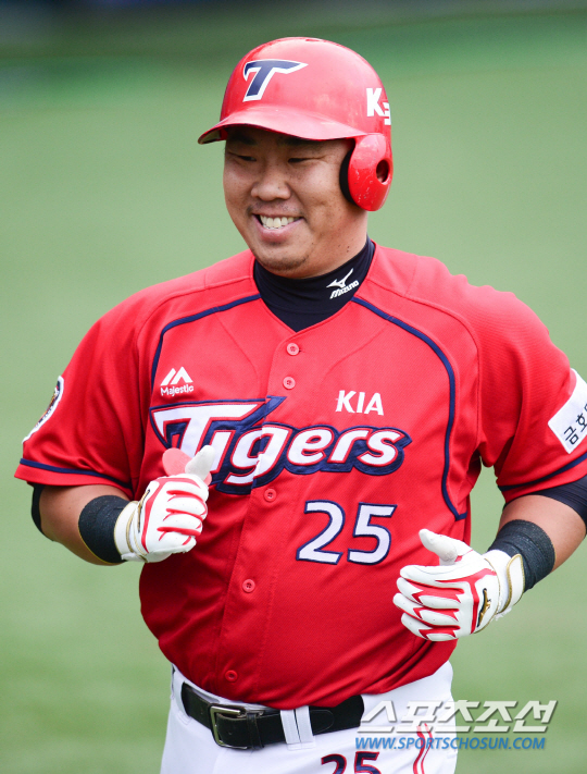 이범호.jpg