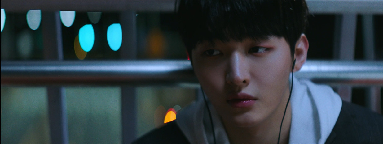 윤지성_1 (1).jpg