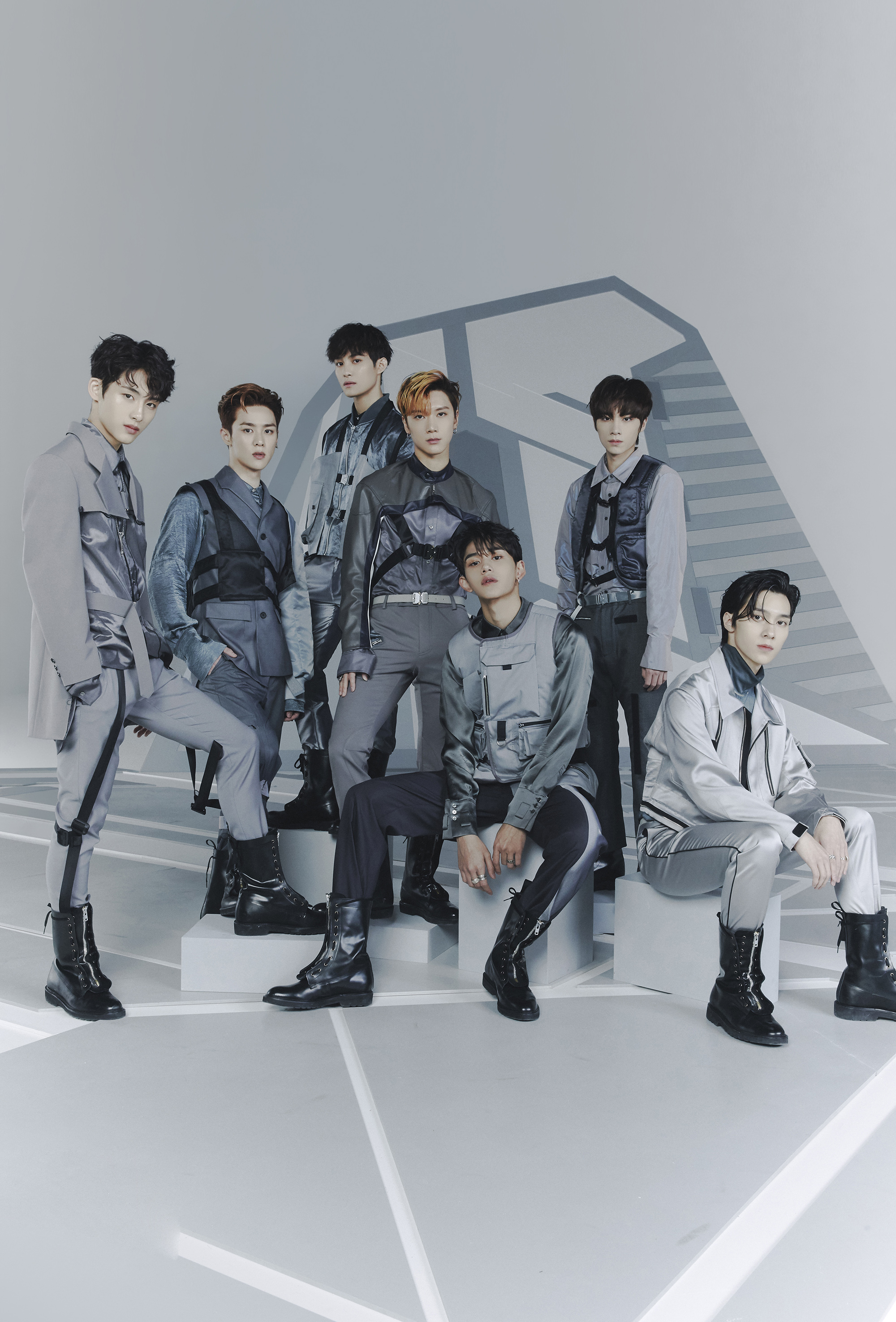 웨이션브이(WayV) 첫 미니앨범 Take Off 이미지.jpg