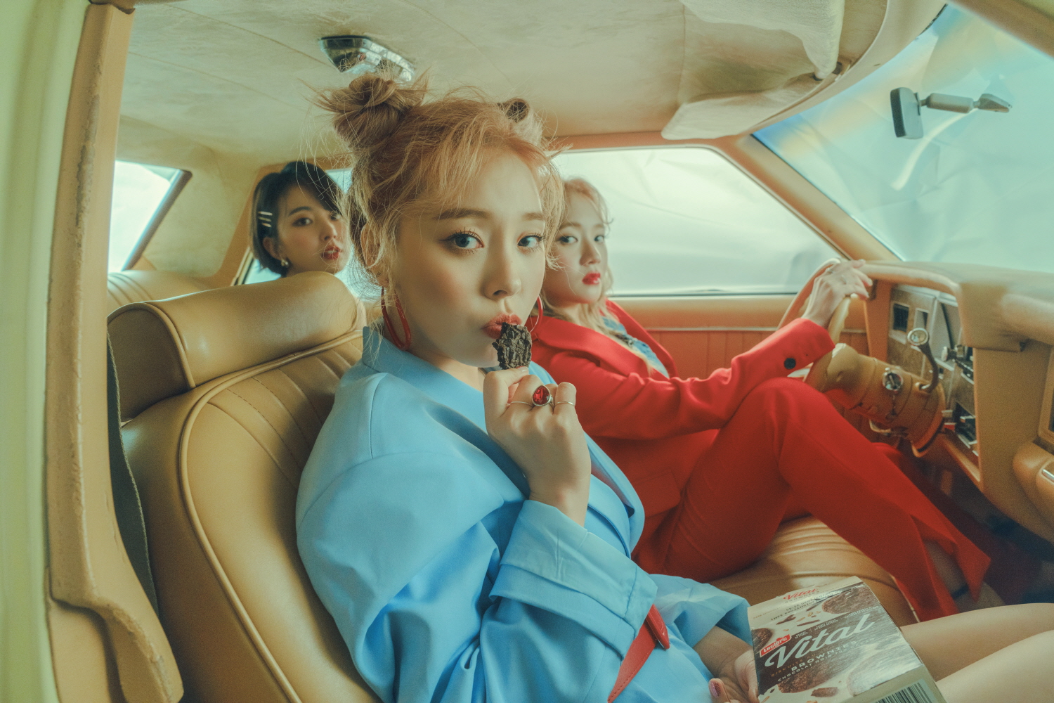 [1500] 레이디스 코드 01.jpg