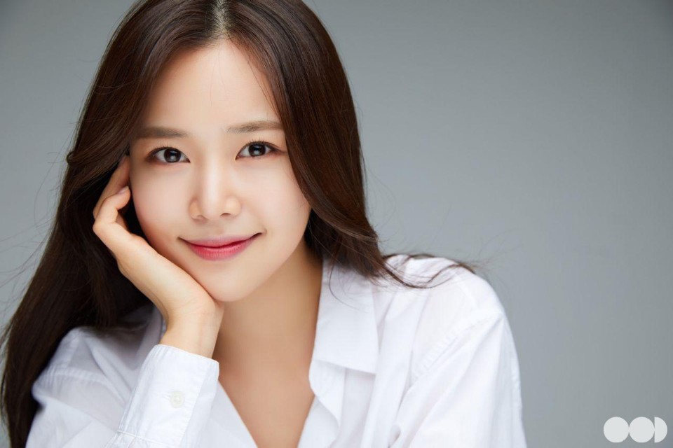 강예슬_프로필_1.jpg