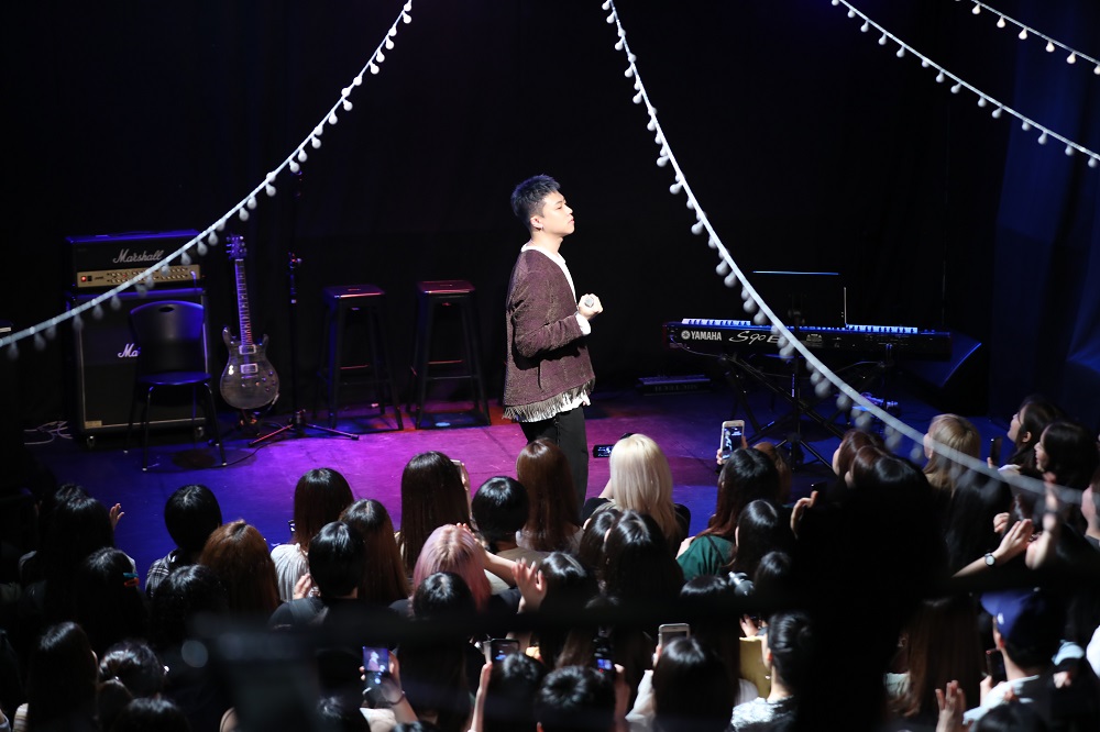 20190621_싱어송라이터 준(JUNE), 첫 정규 앨범 발매 기념 애프터 파티 ‘오늘밤은,’ 성황리에 종료 02.JPG