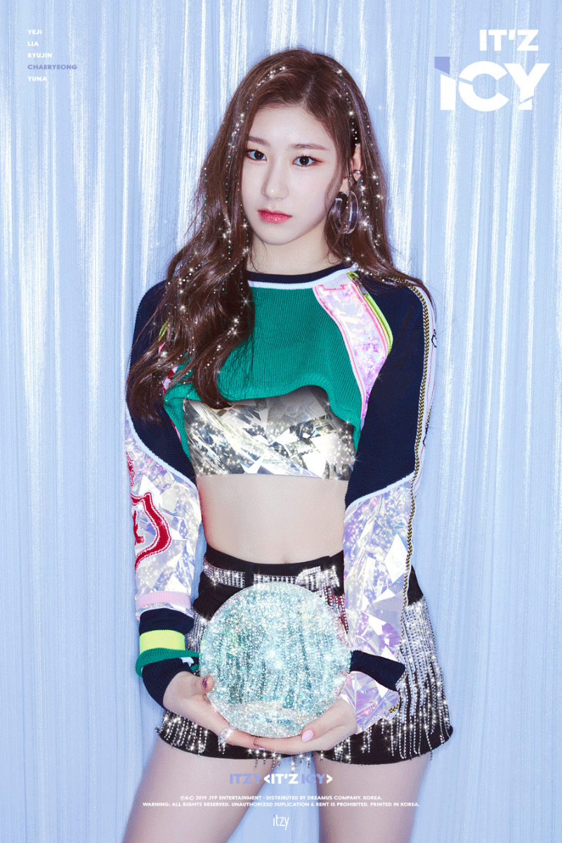 ITZY 채령 (1).jpg