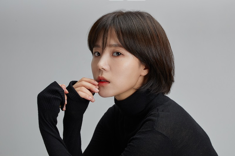 배우 윤슬 프로필.jpg